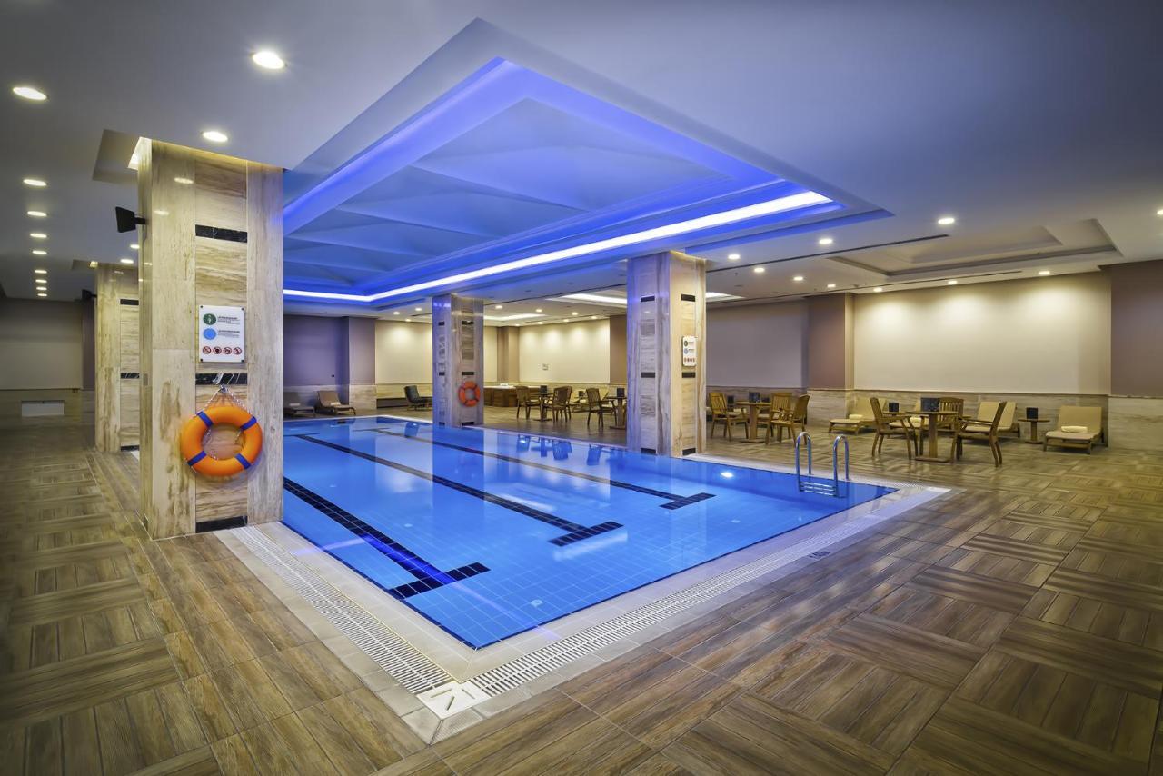 Downtown Ankara Hotel Eksteriør billede Indoor pool