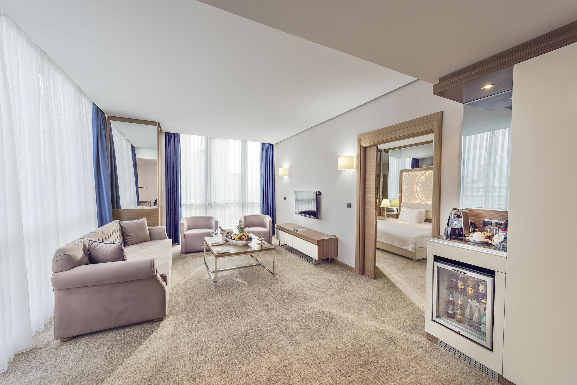 Downtown Ankara Hotel Eksteriør billede Suite