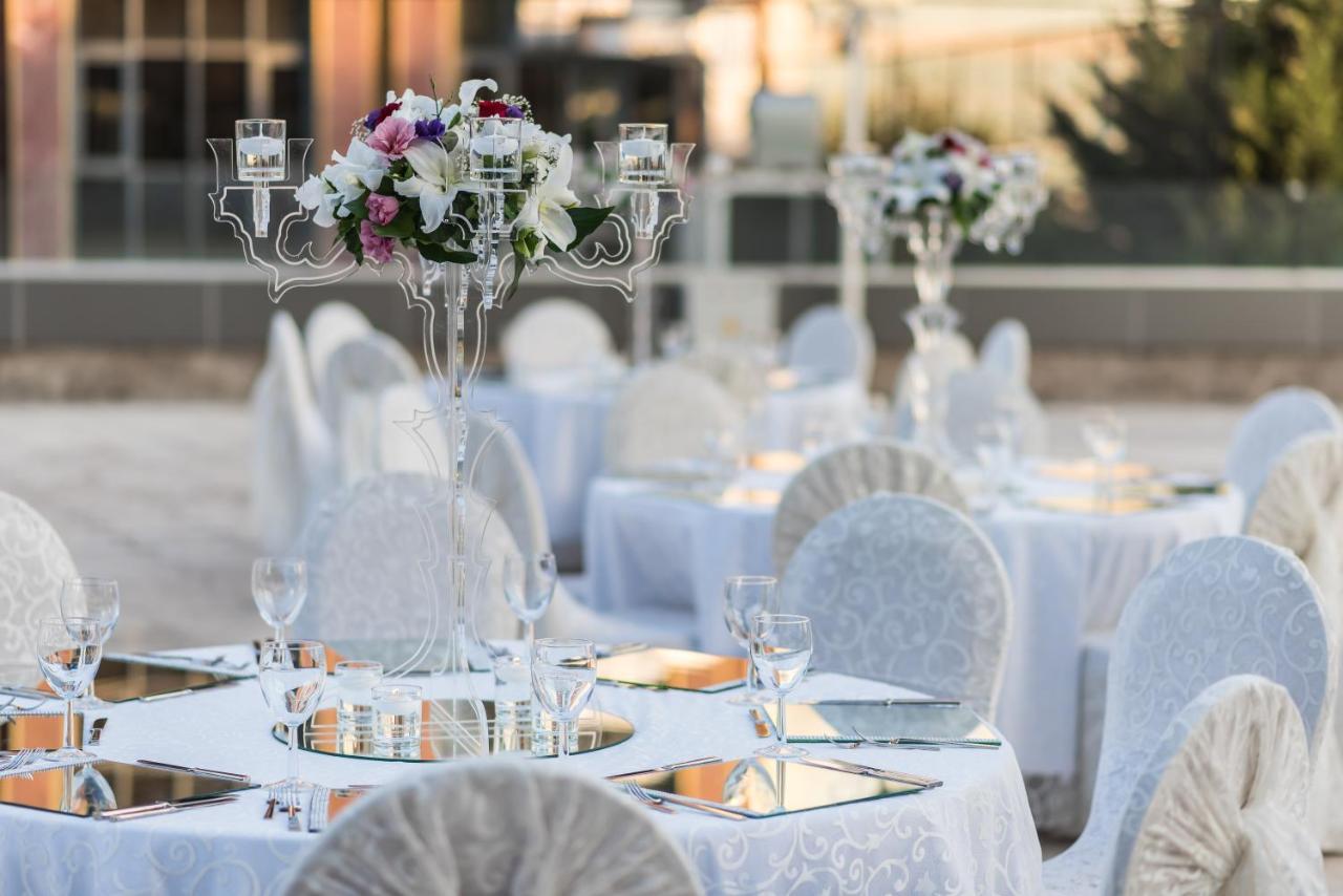 Downtown Ankara Hotel Eksteriør billede Wedding reception