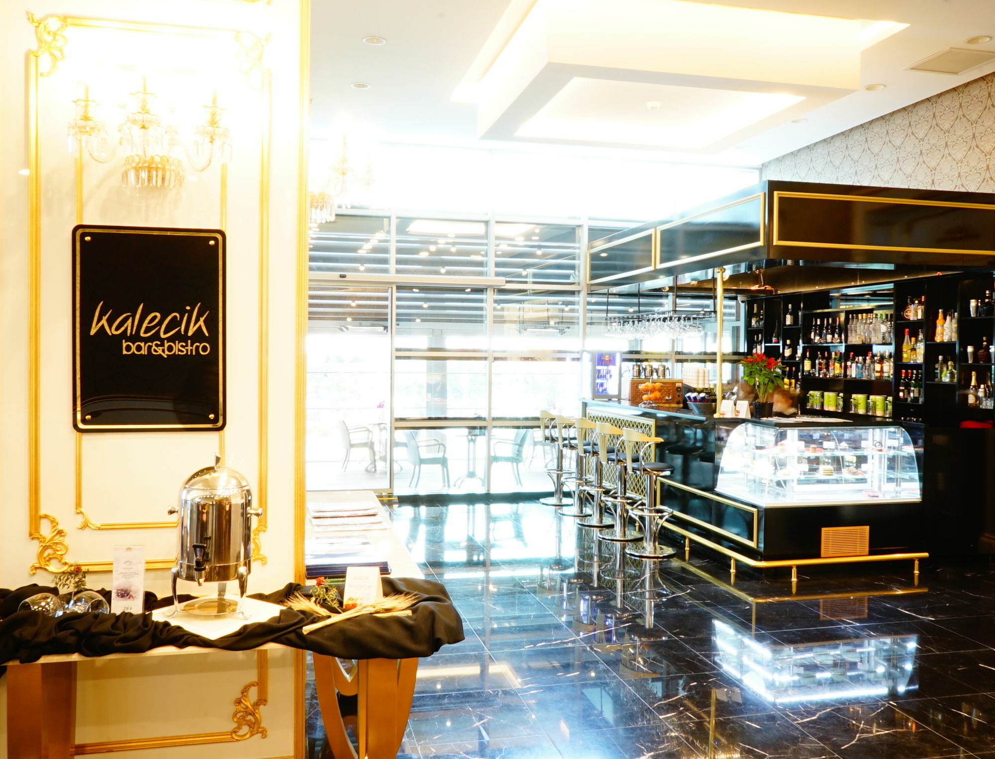 Downtown Ankara Hotel Eksteriør billede Kaleoik Bar
